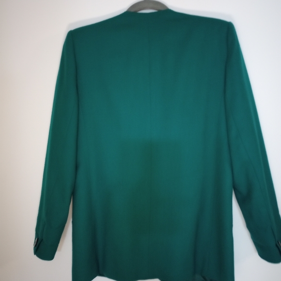 Saville Collar-less Kelly Green Blazer - Picture 7 of 9